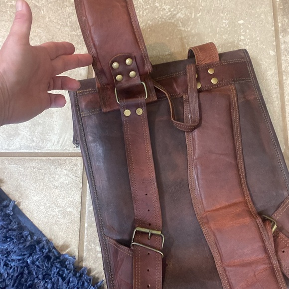 Leather handmade backpack - Picture 5 of 5